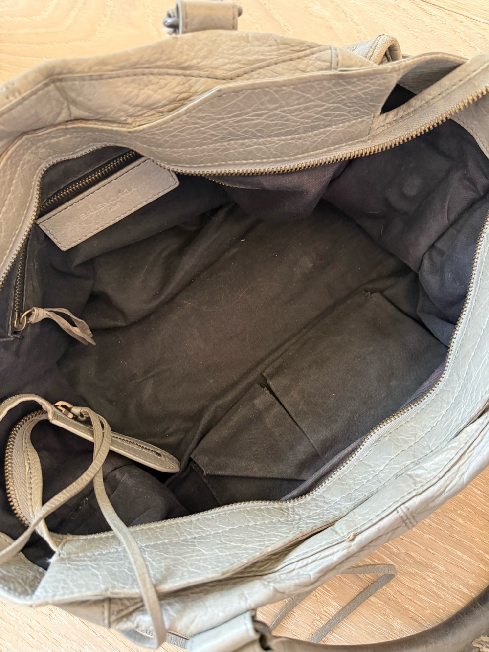 Balenciaga authentic “classic city bag” Gray Leather Motorcycle - Picture 9 of 9